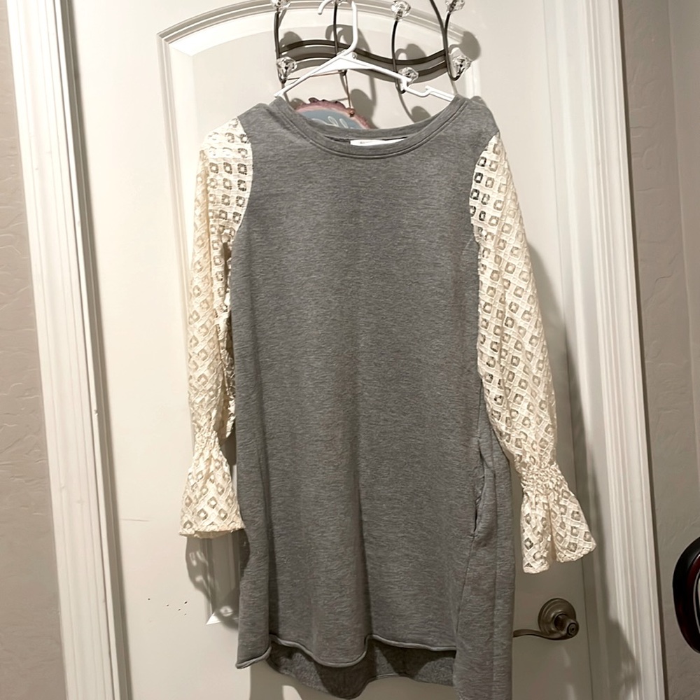 Small sweater dress. Used in good condition fits loose